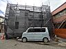 外観：ゆとりあるスペースで自転車やバイクも置けます