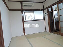 居間