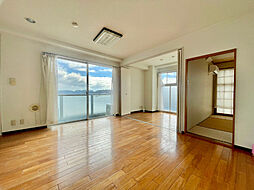 アーバンコート佐藤 302 3階2LDKのリビング/ダイニング