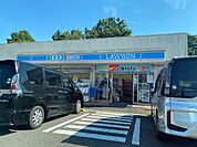 コンビニ「ローソン日野神明二丁目店まで432m」