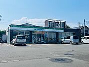 コンビニ「ファミリーマート宮沢町一丁目店まで776m」