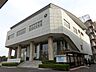 周辺：大学「東京女子体育大学まで2100m」
