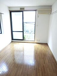 ハイム高松 102 1階ワンルームのリビング/ダイニング