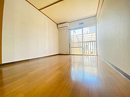 エステート千ヶ瀬 105 1階ワンルームのリビング/ダイニング