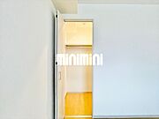 同一建物内201号室内装写真転載