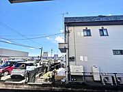 同一建物内101号室内装写真転載