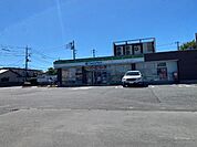 コンビニ「ファミリーマート宮沢町一丁目店まで991m」