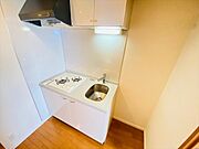 同一建物内の別部屋の内装写真になります。( 1009号室)