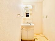 同一建物内101号室内装写真転載