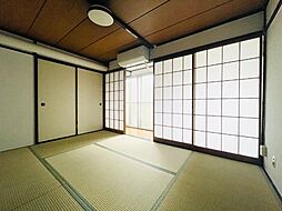 三鷹第二城山ハイツ 304 3階1Kのリビング/ダイニング