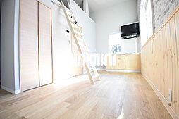 カルチェ・ラタンICU前 108 1階ワンルームのリビング/ダイニング