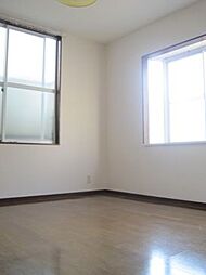 メゾン・ド・Ｋ 205 2階ワンルームのリビング/ダイニング