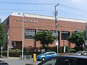 飲食店「多摩市立総合体育館まで450m」