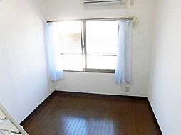 シャトル府中 203 2階ワンルームのリビング/ダイニング