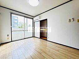 メゾンドール烏山II 105 1階2DKのリビング/ダイニング