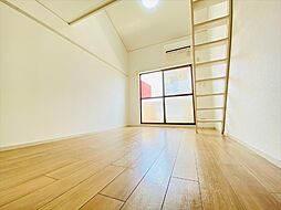 プレズントハイツ 205 2階ワンルームのリビング/ダイニング