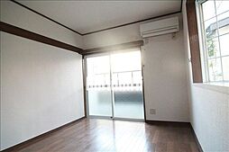 ロワール回田 205 2階ワンルームのリビング/ダイニング