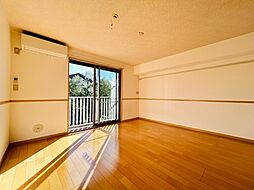 イル・ロトーレC 205 2階1Kのリビング/ダイニング