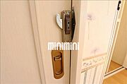 お部屋に鍵がついています