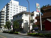コンビニ「セブンイレブンまで450m」