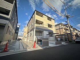 パーチェ エテルノ1  ｜ 大阪府吹田市南吹田１丁目3番19号（賃貸アパート1LDK・3階・40.58㎡） その1