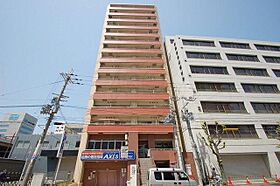 ドゥーエ江坂3  ｜ 大阪府吹田市広芝町10番19号（賃貸マンション1R・7階・26.70㎡） その1