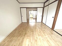居間
