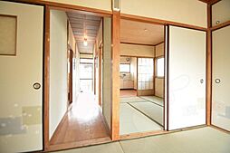 居間