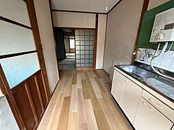 居間