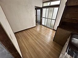 居間
