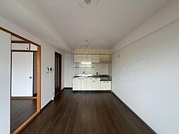 パークモダン伊丹 6階2LDKのリビング/ダイニング