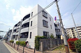 大阪府大阪市東淀川区小松４丁目9番2号（賃貸マンション3LDK・2階・55.27㎡） その1