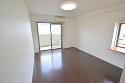 プルメリア新大阪 505 5階1DKのリビング/ダイニング