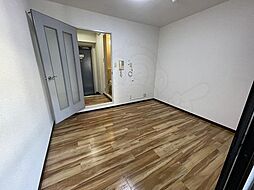 スリーデイズ新大阪 1Kの写真