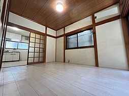 居間