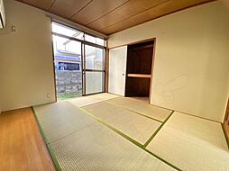 居間