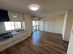 光陽ビル 402 4階1LDKのリビング/ダイニング