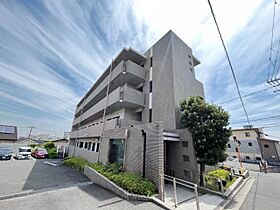 大阪府吹田市藤が丘町18番1号（賃貸マンション3LDK・4階・65.56㎡） その1