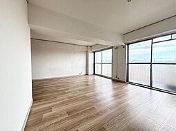 サンコーポ高槻寿 5階2LDKのリビング/ダイニング