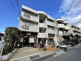 シーマー瓦林  ｜ 兵庫県西宮市瓦林町20番25号（賃貸マンション3LDK・2階・76.00㎡） その1