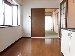 居間