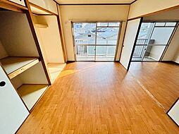 居間