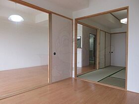 ロイヤルメゾン羽衣 402 ｜ 大阪府堺市西区浜寺南町１丁（賃貸マンション3LDK・4階・65.68㎡） その5