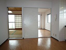 居間