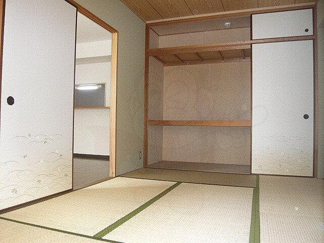 寝室