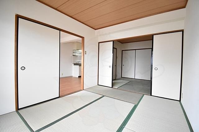 寝室