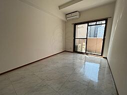 エスティライフ梅田新道 7階1Kのリビング/ダイニング