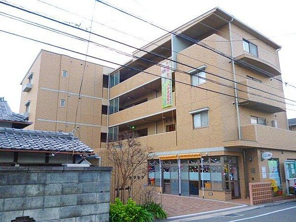 ケセラセラ ｜大阪府池田市宇保町(賃貸マンション1LDK・4階・59.40㎡)の写真 その1