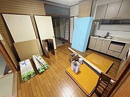 居間
