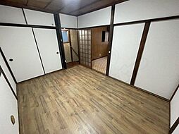 居間